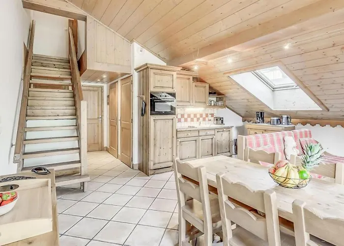 Les Alpages - 4 Pieces Pour 8 Personnes Mae-3044